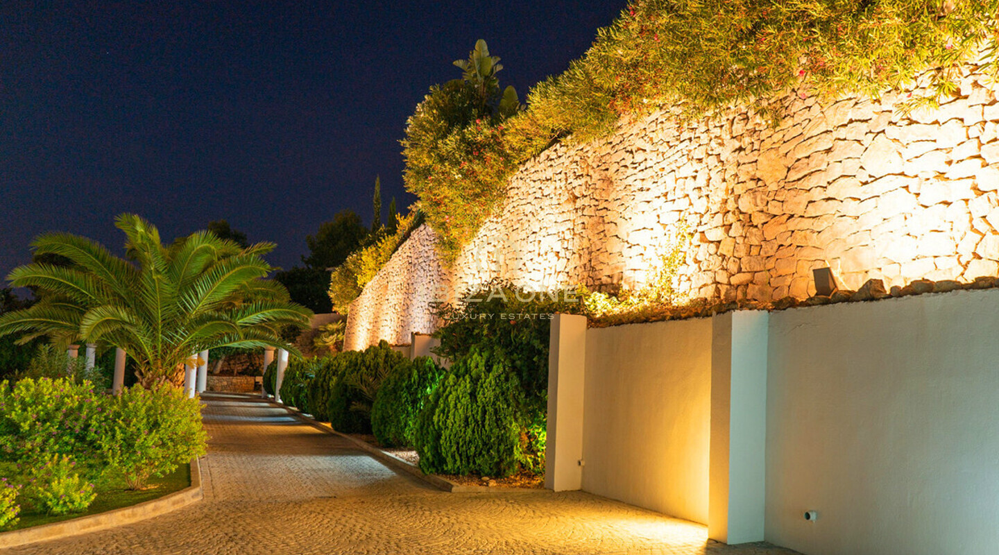 Can Rimbau : Belle villa de luxe à Ibiza avec de belles vues sur Ibiza et la mer à louer, Ibiza