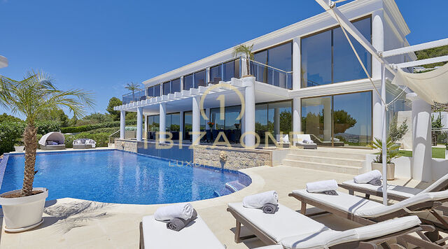 Can Rimbau : Belle villa de luxe à Ibiza avec de belles vues sur Ibiza et la mer à louer, Ibiza
