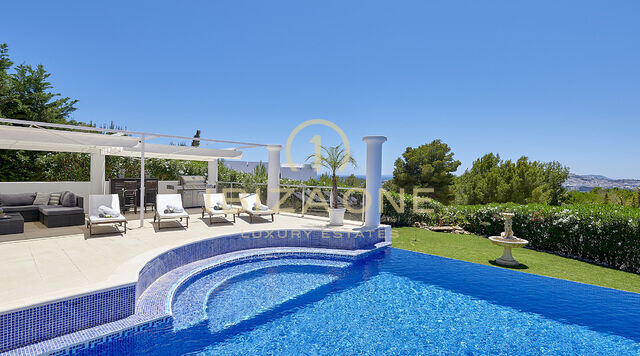 Can Rimbau : Belle villa de luxe à Ibiza avec de belles vues sur Ibiza et la mer à louer, Ibiza