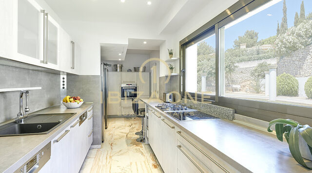 Can Rimbau : Wunderschöne Luxus-Villa in Ibiza mit schöner Aussicht nach Ibiza und das Meer zu vermieten, Ibiza