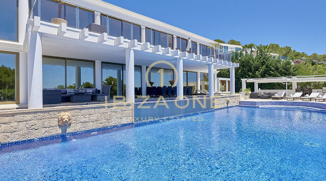 Can Rimbau : Belle villa de luxe à Ibiza avec de belles vues sur Ibiza et la mer à louer, Ibiza