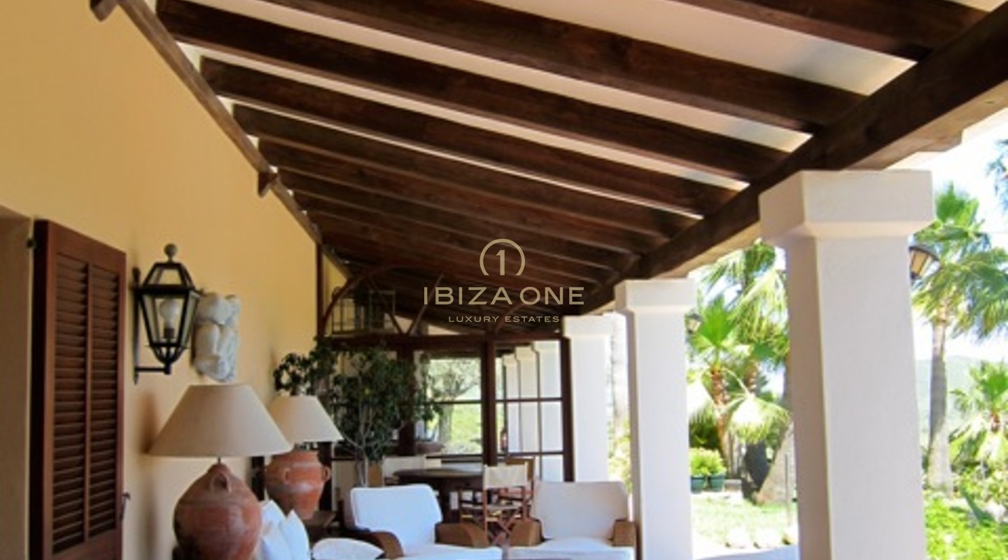 Villa de luxe en bord de mer à louer, Ibiza - Villa de luxe en bord de mer à vendre, Ibiza
