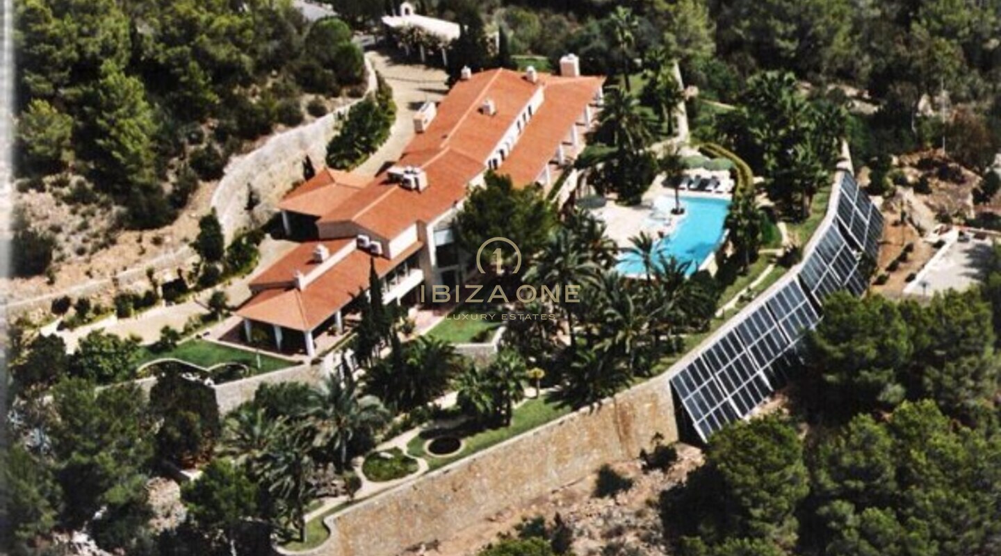 Villa de luxe en bord de mer à louer, Ibiza - Villa de luxe en bord de mer à vendre, Ibiza