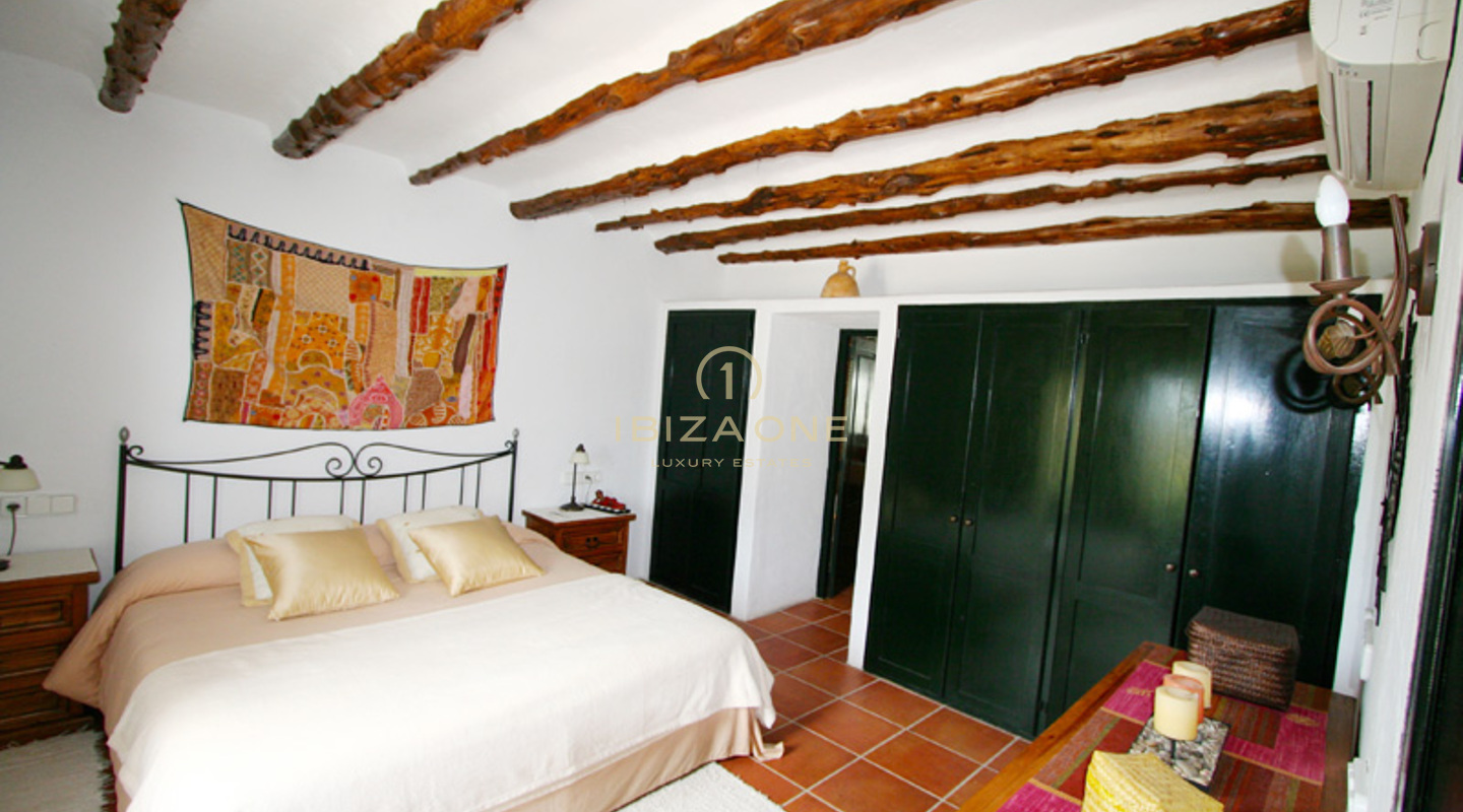Luxuriöse und charmante Finca in wunderschöner idyllischer Lage zu verkaufen, Ibiza - Luxuriöse und charmante Finca in wunderschöner idyllischer Lage zu vermieten, Ibiza