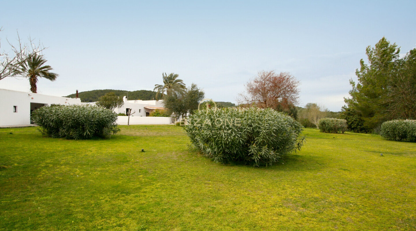 Finca di lusso e affascinante in una splendida posizione idilliaca in vendita, Ibiza - Finca di lusso e affascinante in una splendida posizione idilliaca in affitto, Ibiza