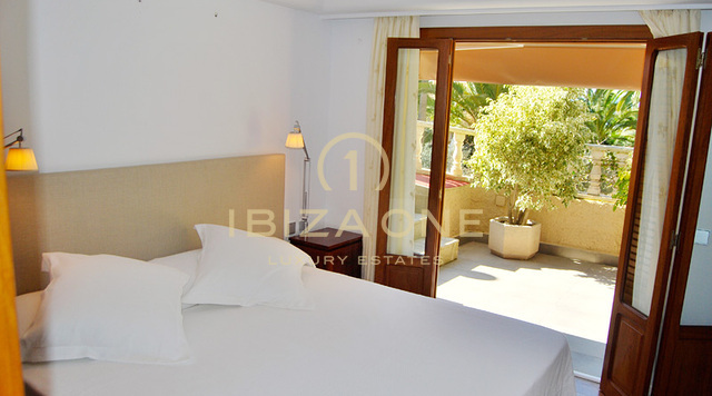 Stately 11 room luxury mansion with stunning view to Ibiza and the sea for sale - luxury villa for rent, Ibiza