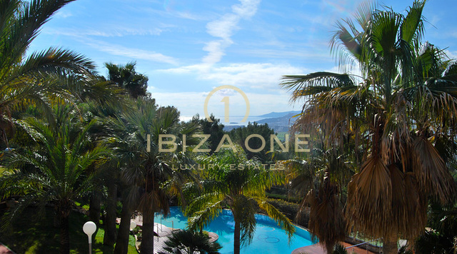 Herrschaftliche 11 Zimmer Luxusvilla mit Traumblick auf Ibiza und das Meer zu verkaufen – Luxusvilla zu vermieten, Ibiza