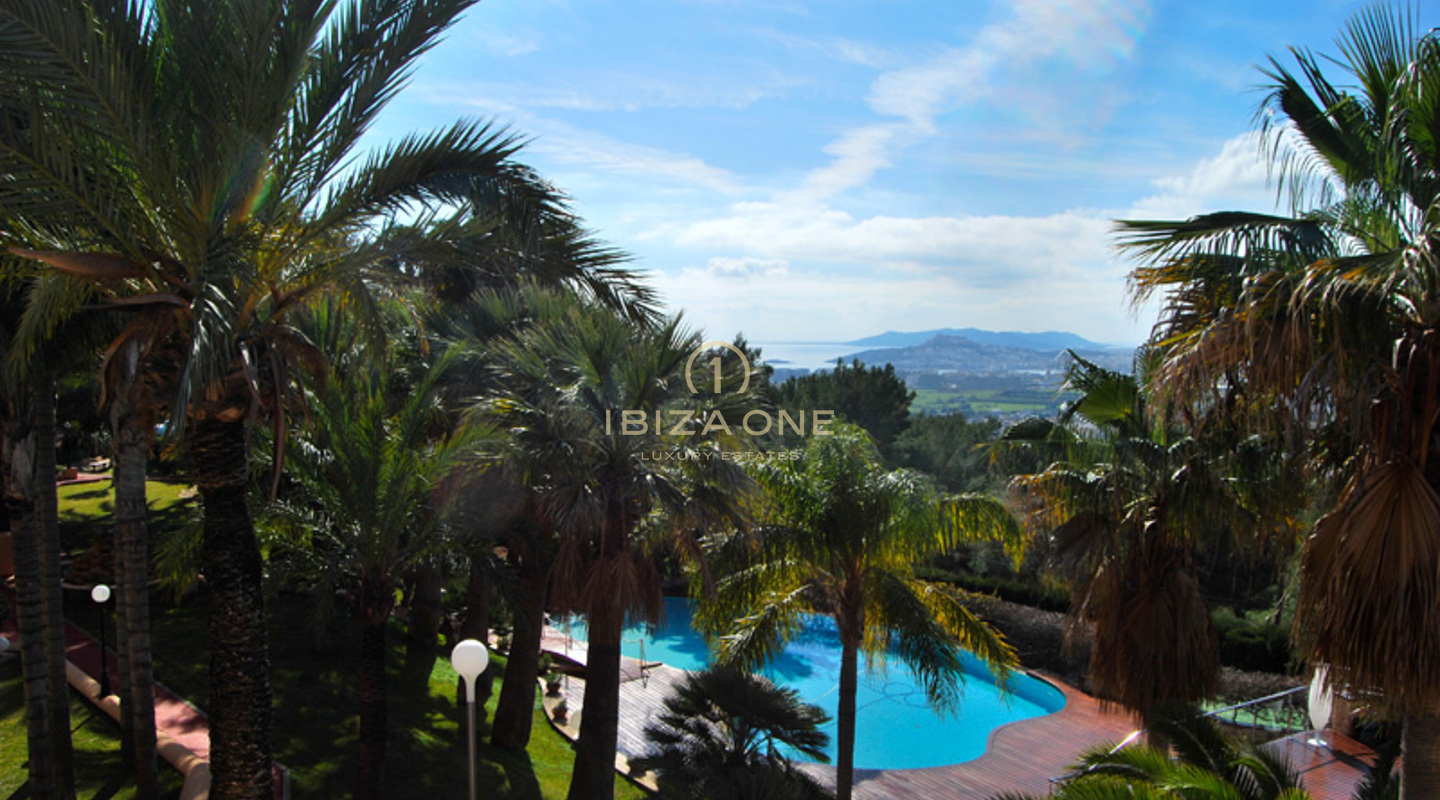 Stately 11 room luxury mansion with stunning view to Ibiza and the sea for sale - luxury villa for rent, Ibiza