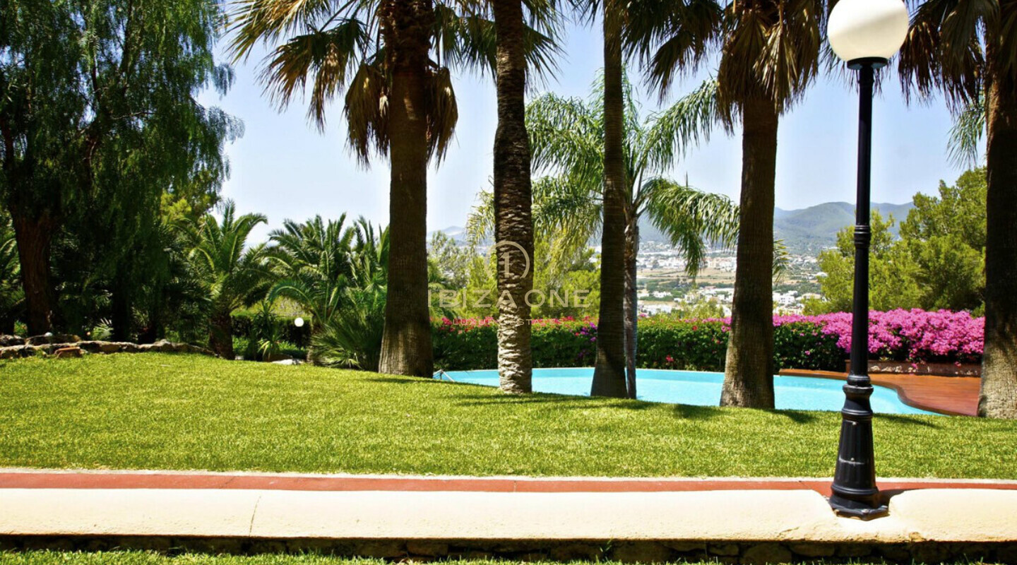 Stately 11 room luxury mansion with stunning view to Ibiza and the sea for sale - luxury villa for rent, Ibiza