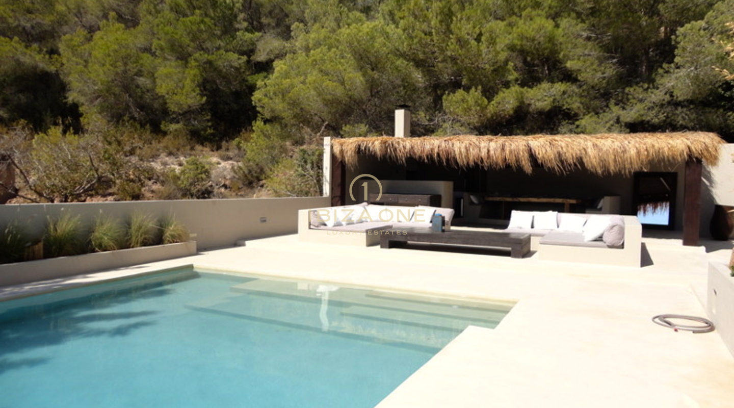 Luxuriöse und moderne Neubauvilla in toller Lage zu verkaufen, Ibiza - Luxuriöse und moderne Neubauvilla in toller Lage zu vermieten, Ibiza