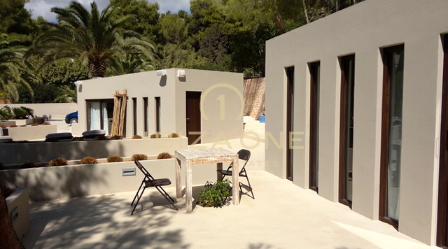 Luxuriöse und moderne Neubauvilla in toller Lage zu verkaufen, Ibiza - Luxuriöse und moderne Neubauvilla in toller Lage zu vermieten, Ibiza
