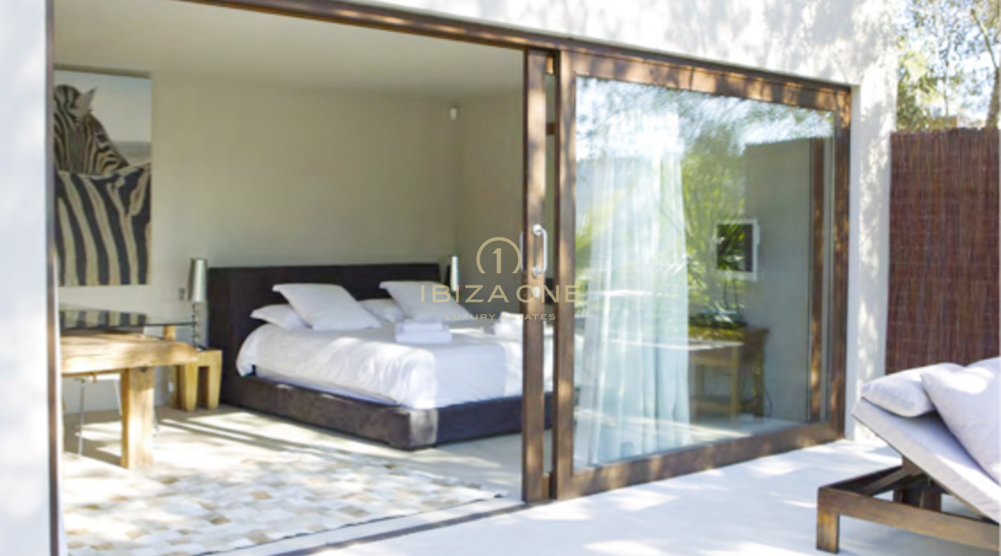 Luxe en moderne nieuwbouw villa op een geweldige locatie te koop, Ibiza - Luxe en moderne nieuwbouw villa op een geweldige locatie te huur, Ibiza