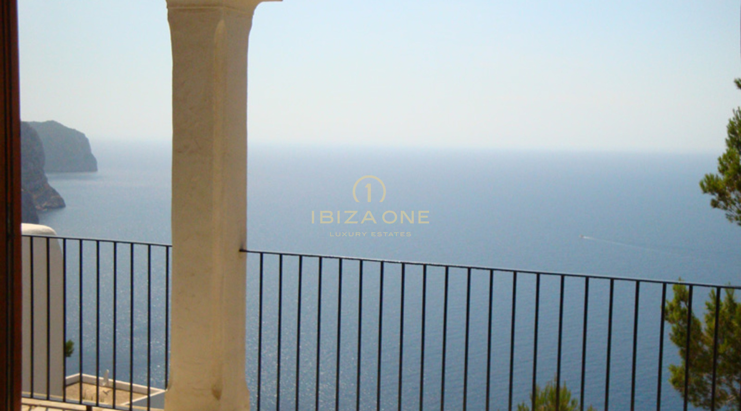 Impressionnante villa de luxe en première ligne avec magnifique vue panoramique à vendre, Ibiza - Impressionnante villa de luxe en première ligne avec magnifique vue panoramique à louer, Ibiza