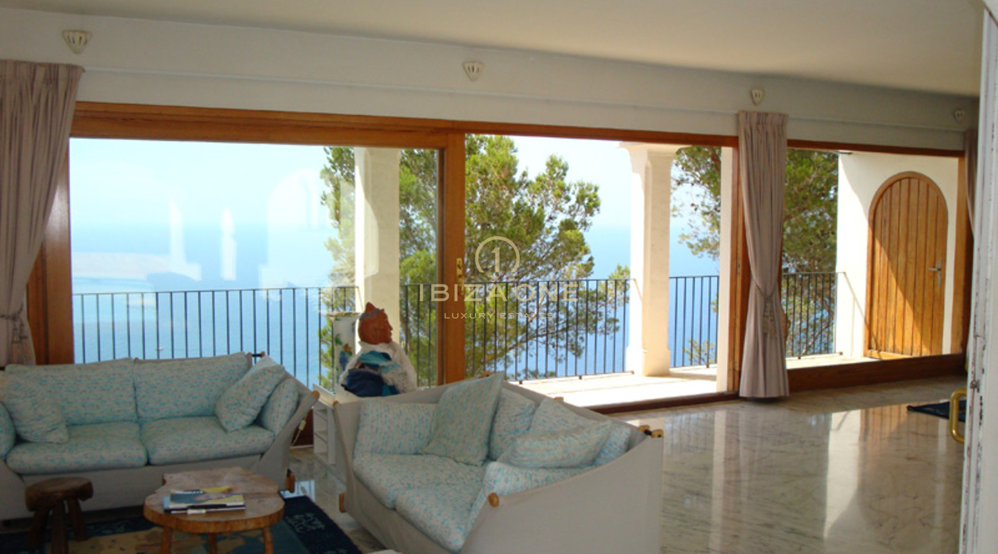 Impressionnante villa de luxe en première ligne avec magnifique vue panoramique à vendre, Ibiza - Impressionnante villa de luxe en première ligne avec magnifique vue panoramique à louer, Ibiza