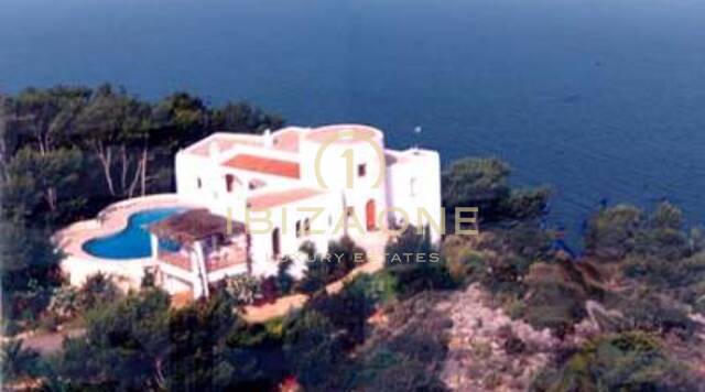 Impressionnante villa de luxe en première ligne avec magnifique vue panoramique à vendre, Ibiza - Impressionnante villa de luxe en première ligne avec magnifique vue panoramique à louer, Ibiza