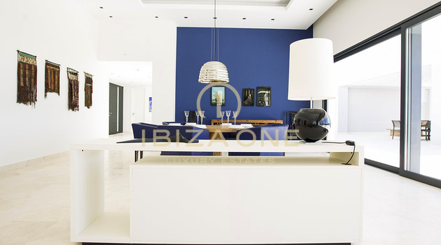 Magnifique villa moderne avec vue imprenable sur la mer à vendre, Ibiza - Magnifique villa moderne avec vue imprenable sur la mer à louer, Ibiza