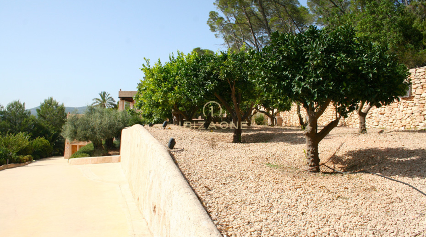 Luxury and manorial finca with huge plot - close to Ibiza and Santa Eulalia for sale, Ibiza - Luxury and manorial finca with huge plot - close to Ibiza and Santa Eulalia for rent, Ibiza