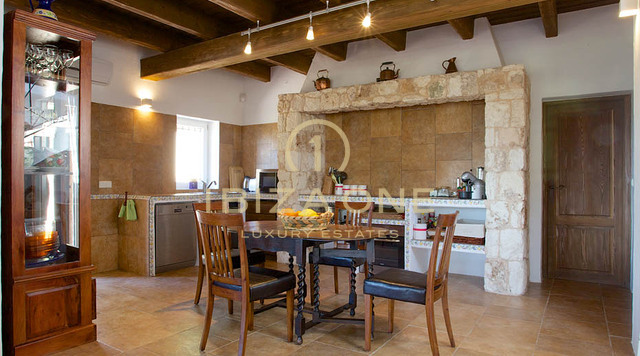 Finca señorial de lujo con gran parcela - cerca de Ibiza y Santa Eulalia en venta, Ibiza - Finca señorial de lujo con gran parcela - cerca de Ibiza y Santa Eulalia en alquiler, Ibiza