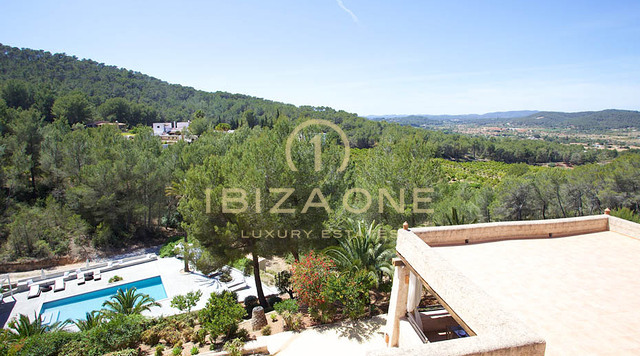 Finca de luxe et seigneuriale avec immense terrain - près d'Ibiza et Santa Eulalia à vendre, Ibiza - Finca de luxe et seigneuriale avec immense terrain - près d'Ibiza et Santa Eulalia à louer, Ibiza