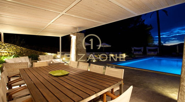 Luxuriöse und herrschaftliche Finca mit riesigem Grundstück – in der Nähe von Ibiza und Santa Eulalia zu verkaufen, Ibiza – Luxuriöse und herrschaftliche Finca mit riesigem Grundstück – in der Nähe von Ibiza und Santa Eulalia zu vermieten, Ibiza
