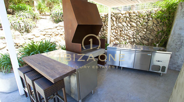 Finca de luxe et seigneuriale avec immense terrain - près d'Ibiza et Santa Eulalia à vendre, Ibiza - Finca de luxe et seigneuriale avec immense terrain - près d'Ibiza et Santa Eulalia à louer, Ibiza