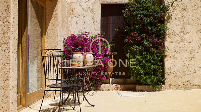 Luxuriöse und herrschaftliche Finca mit riesigem Grundstück – in der Nähe von Ibiza und Santa Eulalia zu verkaufen, Ibiza – Luxuriöse und herrschaftliche Finca mit riesigem Grundstück – in der Nähe von Ibiza und Santa Eulalia zu vermieten, Ibiza