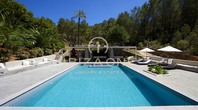 Luxuriöse und herrschaftliche Finca mit riesigem Grundstück – in der Nähe von Ibiza und Santa Eulalia zu verkaufen, Ibiza – Luxuriöse und herrschaftliche Finca mit riesigem Grundstück – in der Nähe von Ibiza und Santa Eulalia zu vermieten, Ibiza
