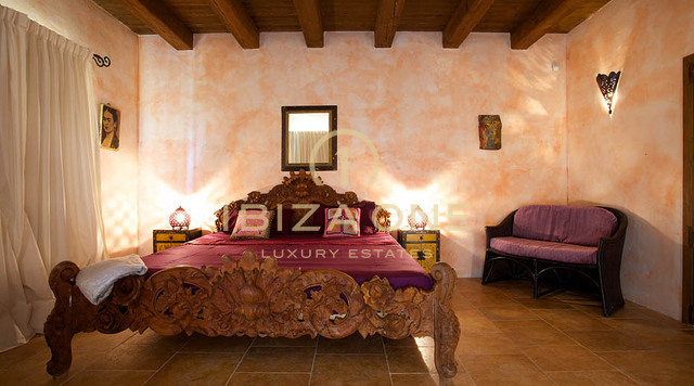 Finca de luxe et seigneuriale avec immense terrain - près d'Ibiza et Santa Eulalia à vendre, Ibiza - Finca de luxe et seigneuriale avec immense terrain - près d'Ibiza et Santa Eulalia à louer, Ibiza