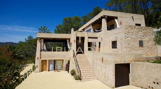 Luxe en statige finca met enorm perceel - dichtbij Ibiza en Santa Eulalia te koop, Ibiza - Luxe en statige finca met enorm perceel - dichtbij Ibiza en Santa Eulalia te huur, Ibiza