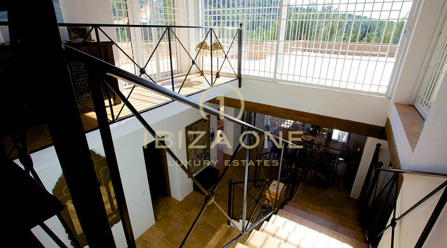Finca de luxe et seigneuriale avec immense terrain - près d'Ibiza et Santa Eulalia à vendre, Ibiza - Finca de luxe et seigneuriale avec immense terrain - près d'Ibiza et Santa Eulalia à louer, Ibiza