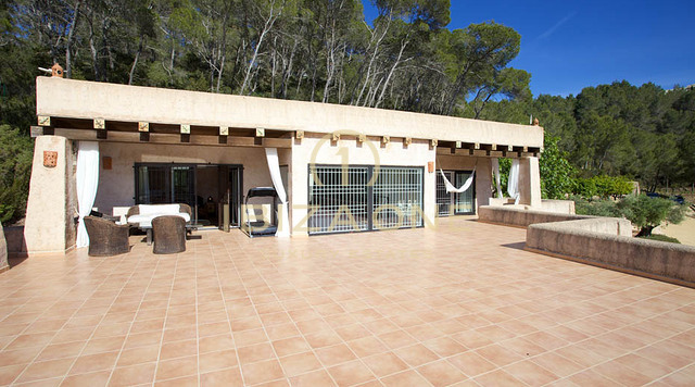 Finca señorial de lujo con gran parcela - cerca de Ibiza y Santa Eulalia en venta, Ibiza - Finca señorial de lujo con gran parcela - cerca de Ibiza y Santa Eulalia en alquiler, Ibiza