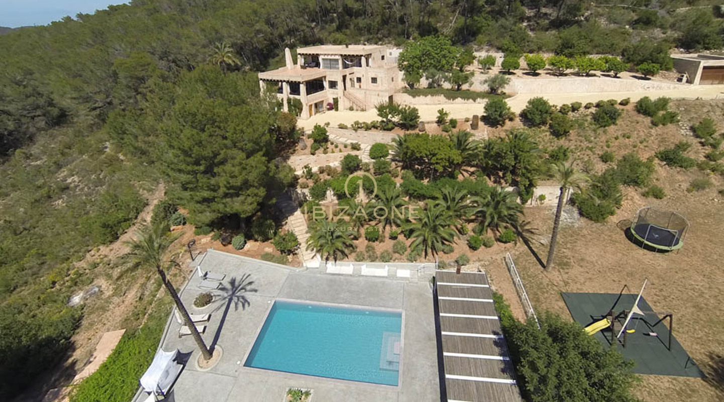 Luxuriöse und herrschaftliche Finca mit riesigem Grundstück – in der Nähe von Ibiza und Santa Eulalia zu verkaufen, Ibiza – Luxuriöse und herrschaftliche Finca mit riesigem Grundstück – in der Nähe von Ibiza und Santa Eulalia zu vermieten, Ibiza