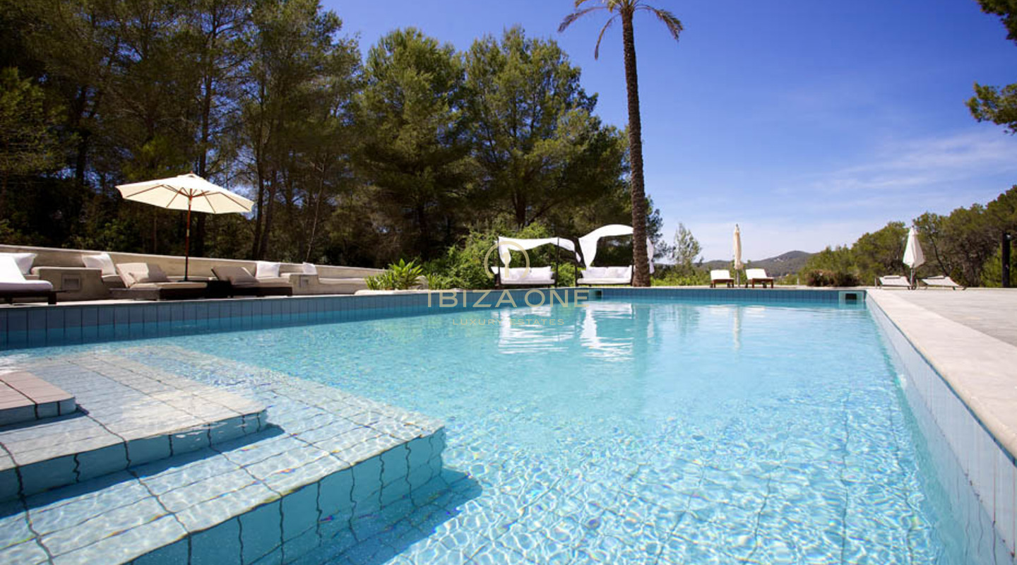 Finca señorial de lujo con gran parcela - cerca de Ibiza y Santa Eulalia en venta, Ibiza - Finca señorial de lujo con gran parcela - cerca de Ibiza y Santa Eulalia en alquiler, Ibiza