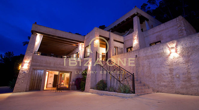Finca señorial de lujo con gran parcela - cerca de Ibiza y Santa Eulalia en venta, Ibiza - Finca señorial de lujo con gran parcela - cerca de Ibiza y Santa Eulalia en alquiler, Ibiza