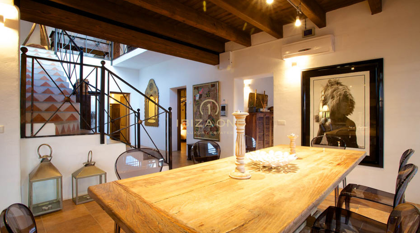 Luxe en statige finca met enorm perceel - dichtbij Ibiza en Santa Eulalia te koop, Ibiza - Luxe en statige finca met enorm perceel - dichtbij Ibiza en Santa Eulalia te huur, Ibiza
