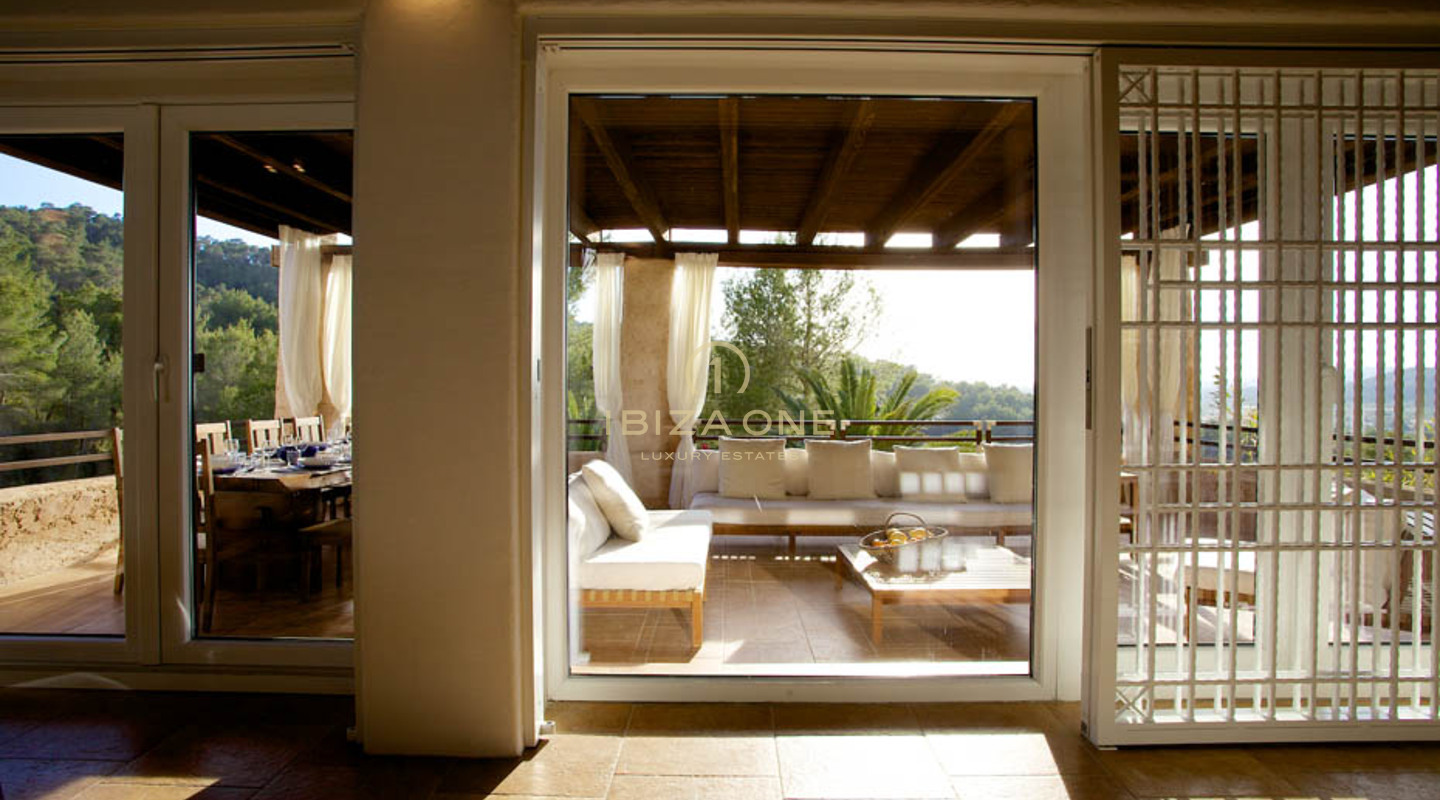 Luxe en statige finca met enorm perceel - dichtbij Ibiza en Santa Eulalia te koop, Ibiza - Luxe en statige finca met enorm perceel - dichtbij Ibiza en Santa Eulalia te huur, Ibiza