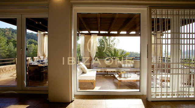 Finca de luxe et seigneuriale avec immense terrain - près d'Ibiza et Santa Eulalia à vendre, Ibiza - Finca de luxe et seigneuriale avec immense terrain - près d'Ibiza et Santa Eulalia à louer, Ibiza