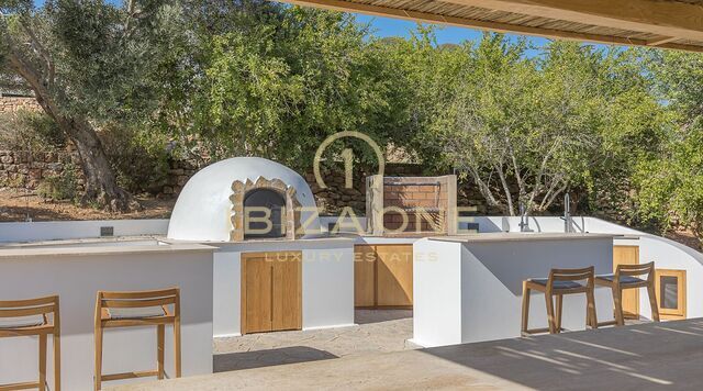 Super Luxus-Immobilie / Villa auf Ibiza mit atemberaubender Aussicht zu verkaufen, Ibiza - Super Luxus-Immobilie / Villa auf Ibiza mit atemberaubender Aussicht zu vermieten, Ibiza