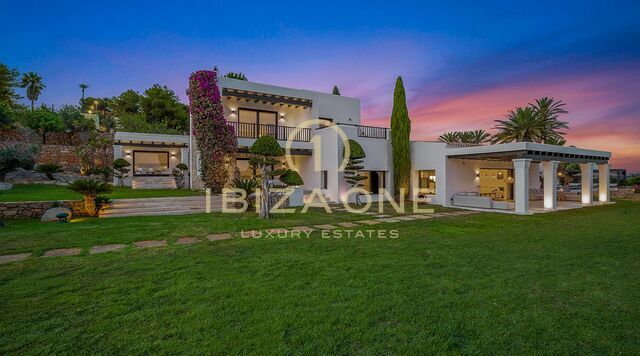 Super Luxus-Immobilie / Villa auf Ibiza mit atemberaubender Aussicht zu verkaufen, Ibiza - Super Luxus-Immobilie / Villa auf Ibiza mit atemberaubender Aussicht zu vermieten, Ibiza
