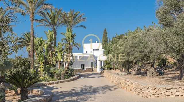 Superluxe woning / villa op Ibiza met adembenemend uitzicht te koop, Ibiza - Superluxe woning / villa op Ibiza met adembenemend uitzicht te huur, Ibiza
