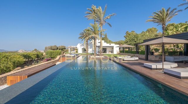 Super luxury property / villa in Ibiza with breathtaking views for sale, Ibiza - Super luxury property / villa in Ibiza with breathtaking views for rent, Ibiza