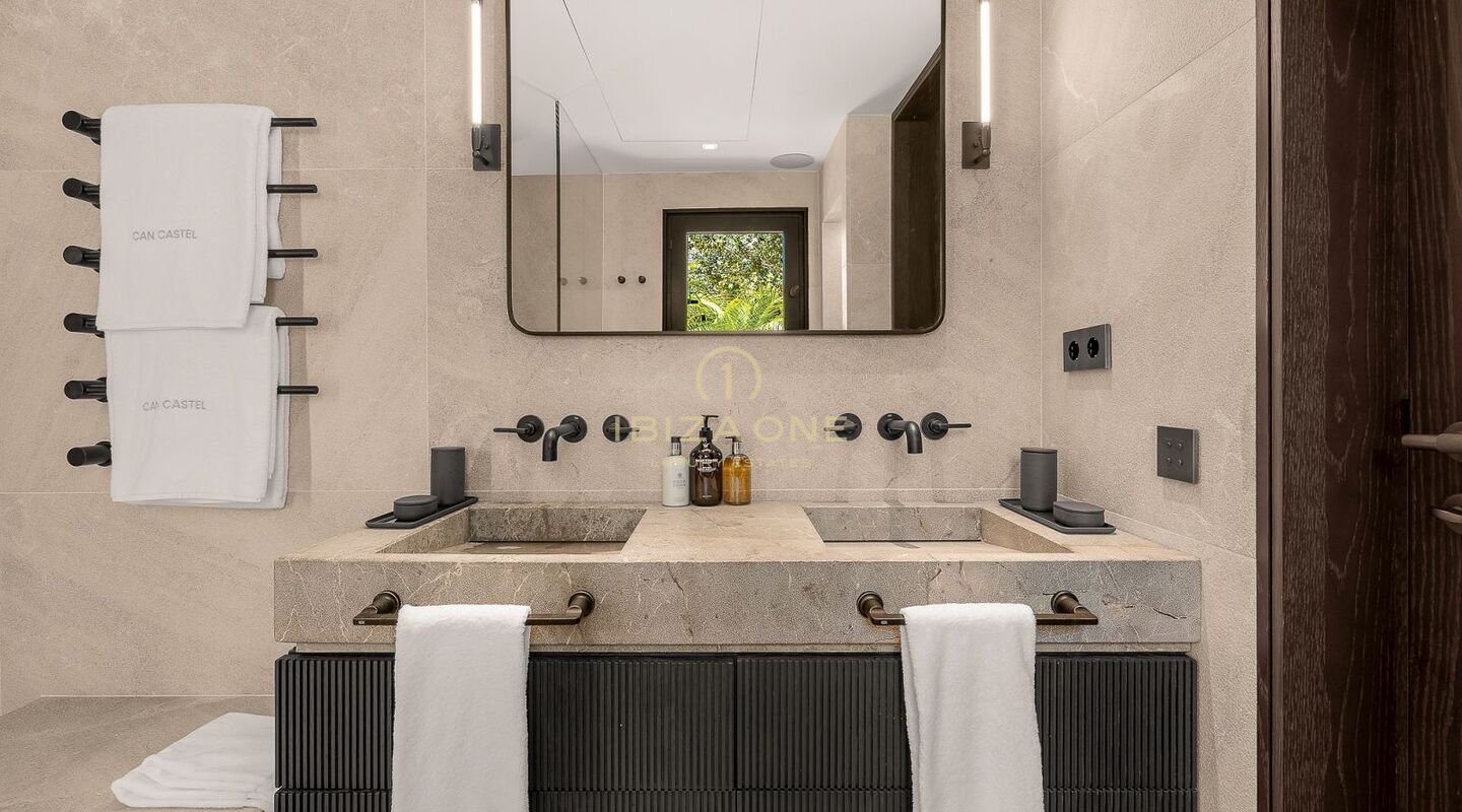 Superluxe woning / villa op Ibiza met adembenemend uitzicht te koop, Ibiza - Superluxe woning / villa op Ibiza met adembenemend uitzicht te huur, Ibiza