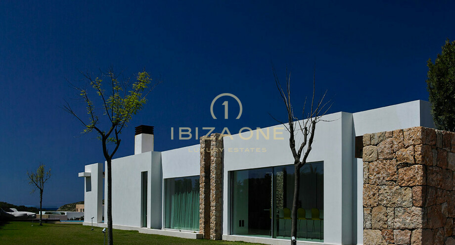 Moderne Neubau Villen Am Meer Cala Comte Ibiza One Luxus Immobilien Agentur Villa Villen Haus Finca Wohnung Loft Kaufen Mieten Verkaufen