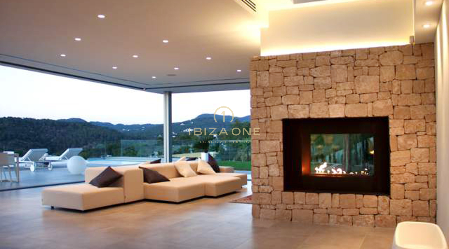 Villa de lujo y moderna con espectaculares vistas a la costa de Cala Tarida y las puestas de sol en venta, Ibiza - Villa de lujo y moderna con espectaculares vistas a la costa de Cala Tarida y las puestas de sol en alquiler, Ibiza