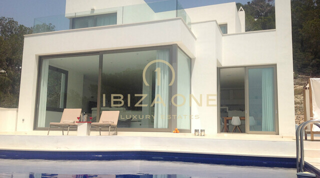 Moderne villa op Ibiza met fantastisch uitzicht op zee te koop, Ibiza - Moderne villa op Ibiza met fantastisch uitzicht op zee te huur, Ibiza