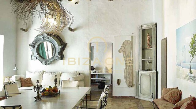 Prachtige Ibiziaanse finca/villa met schitterend uitzicht op het platteland te koop, Ibiza - Prachtige Ibiziaanse finca/villa met schitterend uitzicht op het platteland te huur, Ibiza
