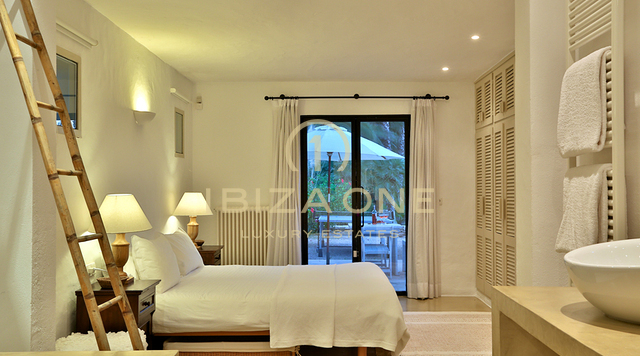 Casa di campagna / villa di lusso con dependance e splendido giardino in vendita, Ibiza - Casa di campagna / villa di lusso con dependance e splendido giardino in affitto, Ibiza