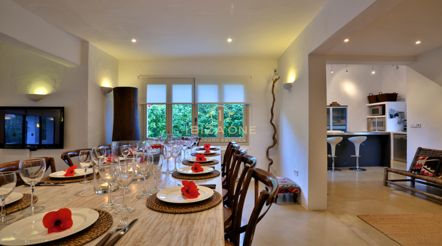 Maison de campagne / villa de luxe avec maison d'hôtes et beau jardin à vendre, Ibiza - Maison de campagne / villa de luxe avec maison d'hôtes et beau jardin à louer, Ibiza