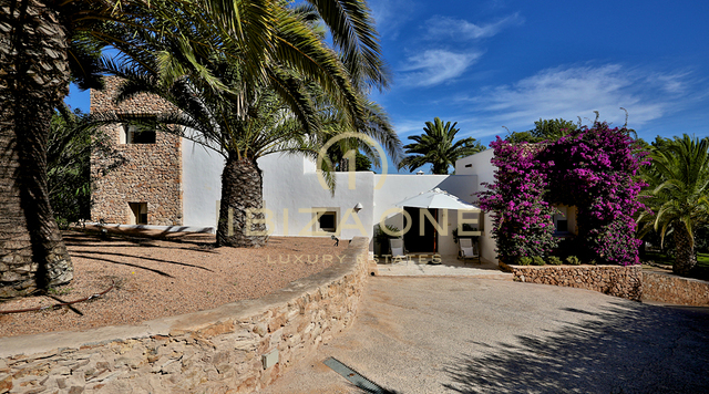 Maison de campagne / villa de luxe avec maison d'hôtes et beau jardin à vendre, Ibiza - Maison de campagne / villa de luxe avec maison d'hôtes et beau jardin à louer, Ibiza