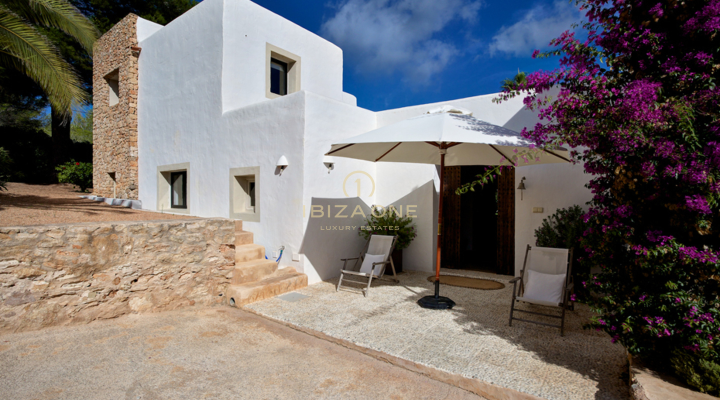Casa di campagna / villa di lusso con dependance e splendido giardino in vendita, Ibiza - Casa di campagna / villa di lusso con dependance e splendido giardino in affitto, Ibiza